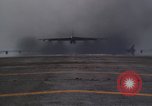 Standbild B-52D Stratofortress Thailand, 1970, aus Sekunde 33 historischem Filmmaterial Videoclip 65675068367