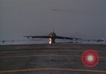 Standbild Crew von B-52D Flugzeuge Thailand, 1970, aus Sekunde 26 historischem Filmmaterial Videoclip 65675068368