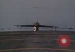 Standbild Crew von B-52D Flugzeuge Thailand, 1970, aus Sekunde 33 historischem Filmmaterial Videoclip 65675068368