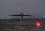Standbild Crew von B-52D Flugzeuge Thailand, 1970, aus Sekunde 34 historischem Filmmaterial Videoclip 65675068368