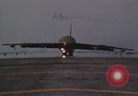 Standbild Crew von B-52D Flugzeuge Thailand, 1970, aus Sekunde 57 historischem Filmmaterial Videoclip 65675068368