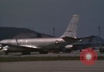 Standbild KC-135A Stratotanker Thailand, 1970, aus Sekunde 52 historischem Filmmaterial Videoclip 65675068369