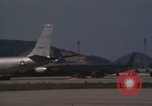 Standbild KC-135A Stratotanker Thailand, 1970, aus Sekunde 55 historischem Filmmaterial Videoclip 65675068369