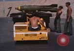 Standbild Crew von B-52D Flugzeuge Thailand, 1970, aus Sekunde 31 historischem Filmmaterial Videoclip 65675068370