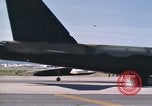 Standbild B-52D Stratofortress Thailand, 1970, aus Sekunde 28 historischem Filmmaterial Videoclip 65675068371