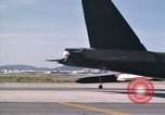 Standbild B-52D Stratofortress Thailand, 1970, aus Sekunde 30 historischem Filmmaterial Videoclip 65675068371
