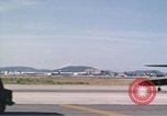 Standbild B-52D Stratofortress Thailand, 1970, aus Sekunde 35 historischem Filmmaterial Videoclip 65675068371