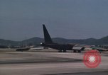 Standbild B-52D Stratofortress Thailand, 1970, aus Sekunde 47 historischem Filmmaterial Videoclip 65675068371