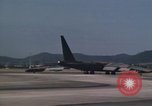 Standbild B-52D Stratofortress Thailand, 1970, aus Sekunde 48 historischem Filmmaterial Videoclip 65675068371