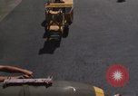 Standbild Crew von B-52D Flugzeuge Thailand, 1970, aus Sekunde 62 historischem Filmmaterial Videoclip 65675068373
