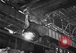 Immagine di Automobile linea di assemblaggio United States USA, 1929, secondo 11 filmato di repertorio 65675068383