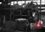 Immagine di Automobile linea di assemblaggio United States USA, 1929, secondo 16 filmato di repertorio 65675068383