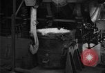 Immagine di Automobile linea di assemblaggio United States USA, 1929, secondo 57 filmato di repertorio 65675068383