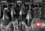 Immagine di Automobile linea di assemblaggio United States USA, 1929, secondo 12 filmato di repertorio 65675068384