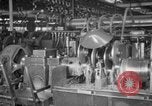 Immagine di Automobile linea di assemblaggio United States USA, 1929, secondo 19 filmato di repertorio 65675068384