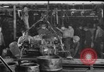 Immagine di Automobile linea di assemblaggio United States USA, 1929, secondo 21 filmato di repertorio 65675068386