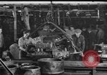 Immagine di Automobile linea di assemblaggio United States USA, 1929, secondo 22 filmato di repertorio 65675068386