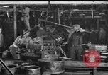 Immagine di Automobile linea di assemblaggio United States USA, 1929, secondo 23 filmato di repertorio 65675068386