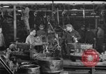 Immagine di Automobile linea di assemblaggio United States USA, 1929, secondo 24 filmato di repertorio 65675068386