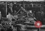 Immagine di Automobile linea di assemblaggio United States USA, 1929, secondo 25 filmato di repertorio 65675068386