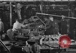 Immagine di Automobile linea di assemblaggio United States USA, 1929, secondo 28 filmato di repertorio 65675068386