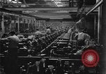 Immagine di Automobile linea di assemblaggio United States USA, 1929, secondo 32 filmato di repertorio 65675068386