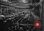Immagine di Automobile linea di assemblaggio United States USA, 1929, secondo 35 filmato di repertorio 65675068386