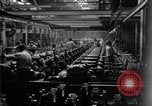 Immagine di Automobile linea di assemblaggio United States USA, 1929, secondo 38 filmato di repertorio 65675068386