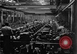 Immagine di Automobile linea di assemblaggio United States USA, 1929, secondo 41 filmato di repertorio 65675068386