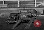Standbild Verschrottung alter Automobile United States USA, 1930, aus Sekunde 51 historischem Filmmaterial Videoclip 65675068387