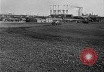 Immagine di La prova di guida le automobili Ford United States USA, 1932, secondo 23 filmato di repertorio 65675068390