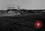 Immagine di La prova di guida le automobili Ford United States USA, 1932, secondo 34 filmato di repertorio 65675068390