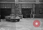 Standbild militärischen gepanzerte Fahrzeuge United States USA, 1944, aus Sekunde 14 historischem Filmmaterial Videoclip 65675068391