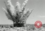 Standbild flat net United States USA, 1942, aus Sekunde 12 historischem Filmmaterial Videoclip 65675068406