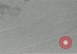 Standbild flat net United States USA, 1942, aus Sekunde 15 historischem Filmmaterial Videoclip 65675068407