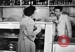 Standbild Fleisch shop United States USA, 1946, aus Sekunde 54 historischem Filmmaterial Videoclip 65675068408