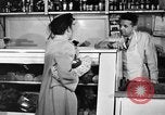 Standbild Fleisch shop United States USA, 1946, aus Sekunde 56 historischem Filmmaterial Videoclip 65675068408