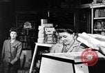 Standbild Fleisch shop United States USA, 1946, aus Sekunde 62 historischem Filmmaterial Videoclip 65675068408