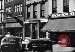 Standbild Blick auf Main Street in Madison Wisconsin Madison Wisconsin USA, 1946, aus Sekunde 27 historischem Filmmaterial Videoclip 65675068409