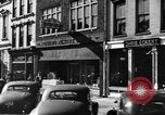 Standbild Blick auf Main Street in Madison Wisconsin Madison Wisconsin USA, 1946, aus Sekunde 29 historischem Filmmaterial Videoclip 65675068409