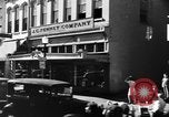 Standbild Blick auf Main Street in Madison Wisconsin Madison Wisconsin USA, 1946, aus Sekunde 40 historischem Filmmaterial Videoclip 65675068409