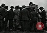 Standbild elektrische Experiment United States USA, 1916, aus Sekunde 30 historischem Filmmaterial Videoclip 65675068417