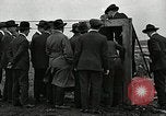 Standbild elektrische Experiment United States USA, 1916, aus Sekunde 33 historischem Filmmaterial Videoclip 65675068417