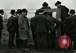 Standbild elektrische Experiment United States USA, 1916, aus Sekunde 39 historischem Filmmaterial Videoclip 65675068417