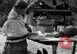 Standbild Seminole Native American Indian Village Florida United States USA, 1919, aus Sekunde 47 historischem Filmmaterial Videoclip 65675068420