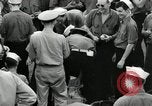 Standbild USS Forellen Pearl Harbor Hawaii USA, 1942, aus Sekunde 59 historischem Filmmaterial Videoclip 65675068427
