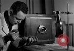 Standbild Kriminalpolizei Frankfurt Deutschland, 1954, aus Sekunde 27 historischem Filmmaterial Videoclip 65675068429