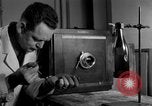 Standbild Kriminalpolizei Frankfurt Deutschland, 1954, aus Sekunde 28 historischem Filmmaterial Videoclip 65675068429