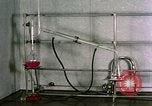 Standbild biochemische Forschung Labor United States USA, 1965, aus Sekunde 32 historischem Filmmaterial Videoclip 65675068432