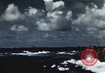 Standbild amphibischen Angriff Pacific Theater, 1945, aus Sekunde 16 historischem Filmmaterial Videoclip 65675068433